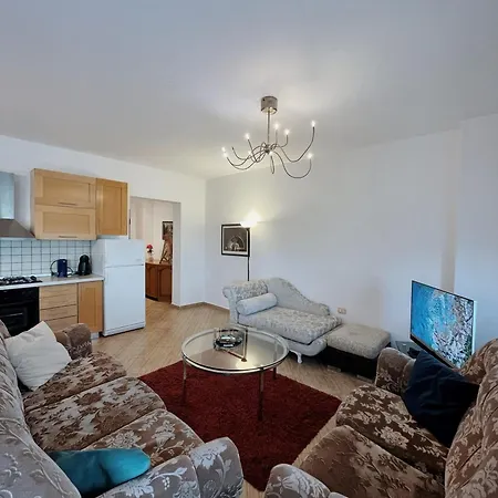 Apartment Lovely