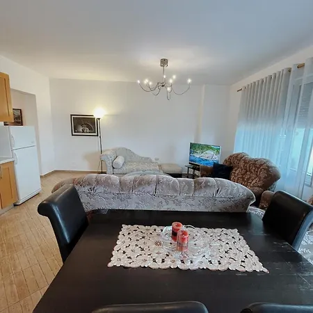 Lovely Apartment Tirana
